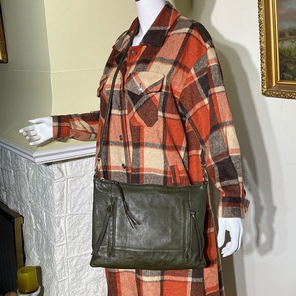 Sanctuary Green Leather Shoulder Bag - Picture 3 of 16